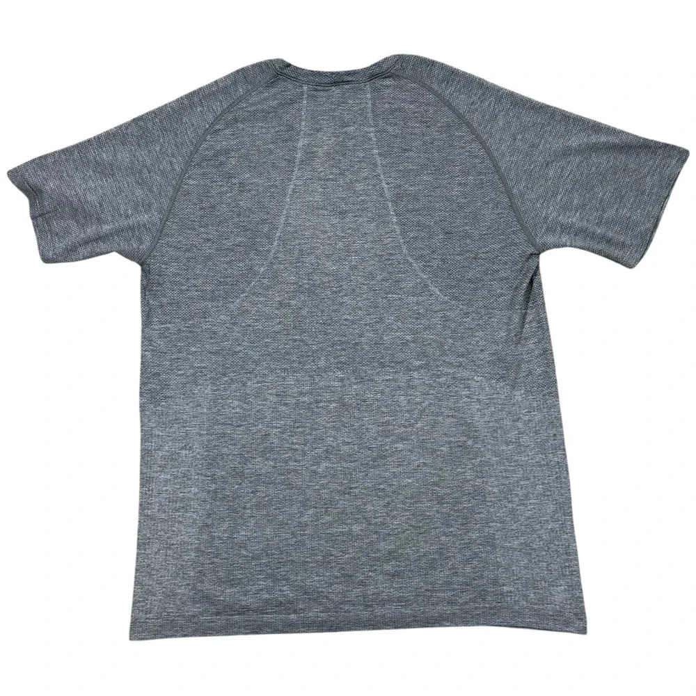Lululemon Metal Vent Tech‎ 2.0 Shirt Men's Large Gray Live In Practice Gym Run - Picture 2 of 8